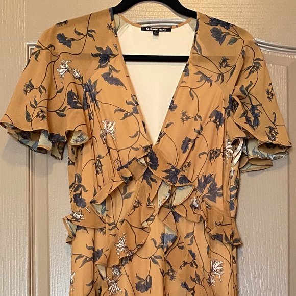 Gianni Bini Golden Vines Midi Dress - Picture 2 of 5